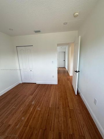 14848 SW 180th St, Miami, FL 33187