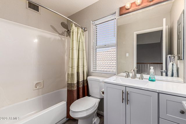 220 W VERANO Place, Gilbert, AZ 85233