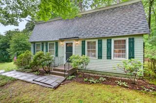 32 Lamson Drive, Merrimack, NH 03054