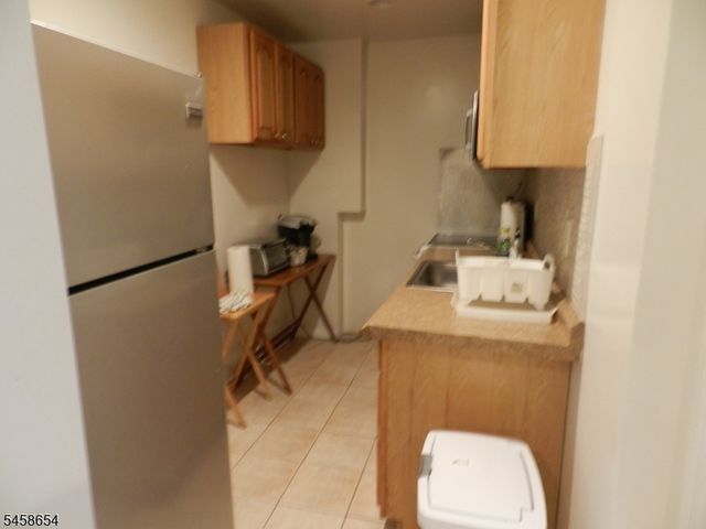 2 Koewing Pl, West Orange Twp., NJ 07052