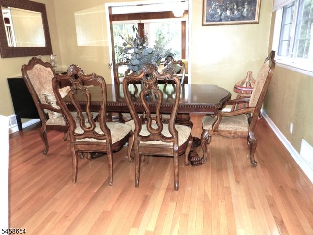 2 Koewing Pl, West Orange Twp., NJ 07052