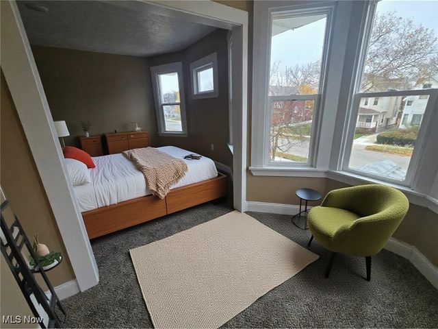 2294 E 100th Street, Cleveland, OH 44106