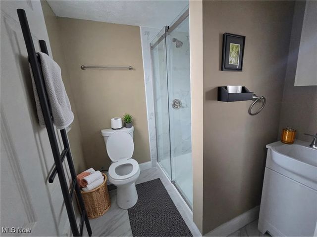 2294 E 100th Street, Cleveland, OH 44106