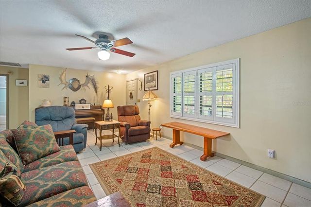 1602 N WILLS STREET, Plant City, FL 33563