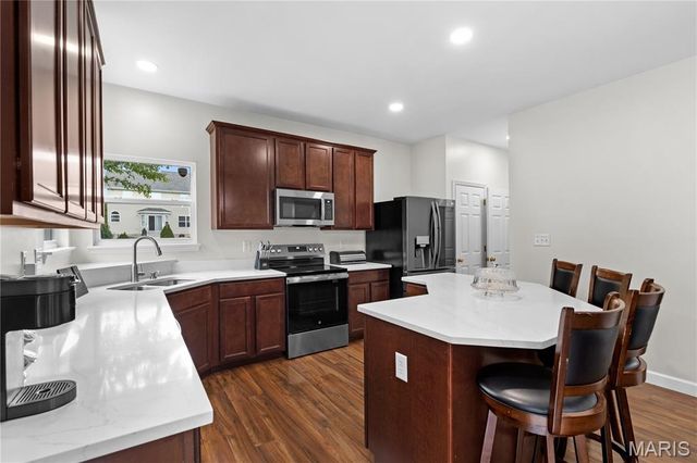 101 Wyndcrest Court, Lake St Louis, MO 63367