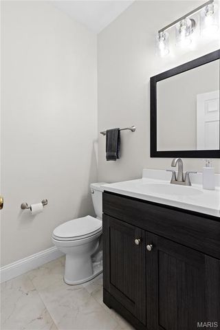 101 Wyndcrest Court, Lake St Louis, MO 63367