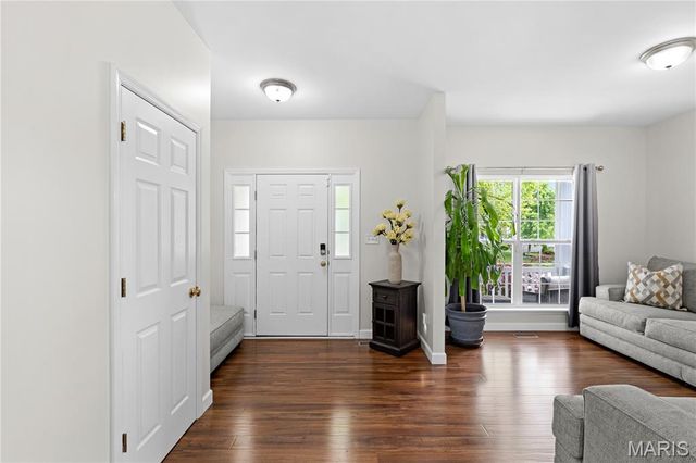101 Wyndcrest Court, Lake St Louis, MO 63367
