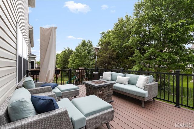 101 Wyndcrest Court, Lake St Louis, MO 63367