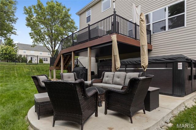 101 Wyndcrest Court, Lake St Louis, MO 63367
