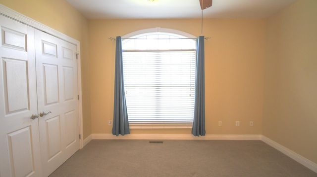 1110 Creekside Drive, Lawrenceburg, KY 40342
