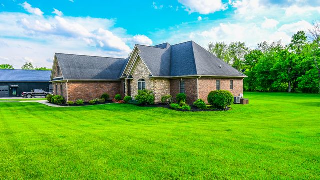 1110 Creekside Drive, Lawrenceburg, KY 40342