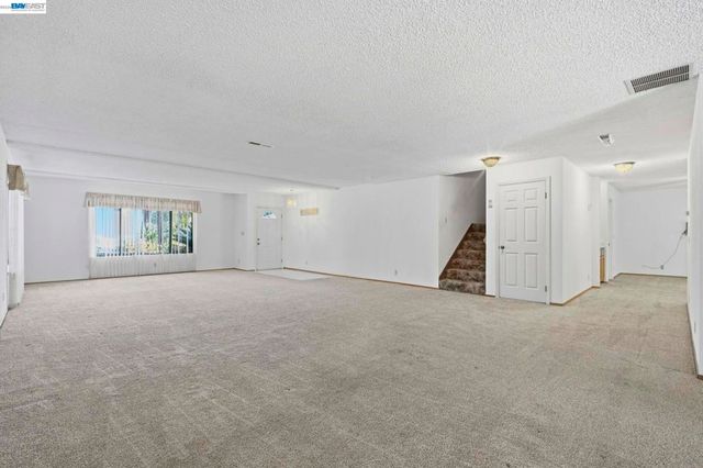 410 Monaco Ave, Union City, CA 94587