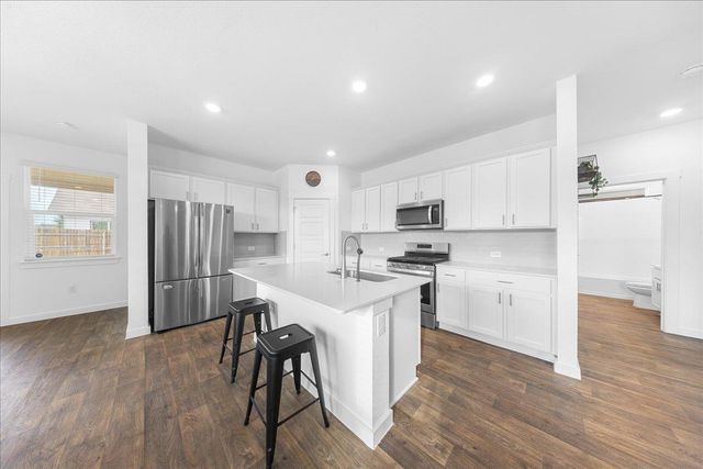 3200 Egan DR, Pflugerville, TX 78660