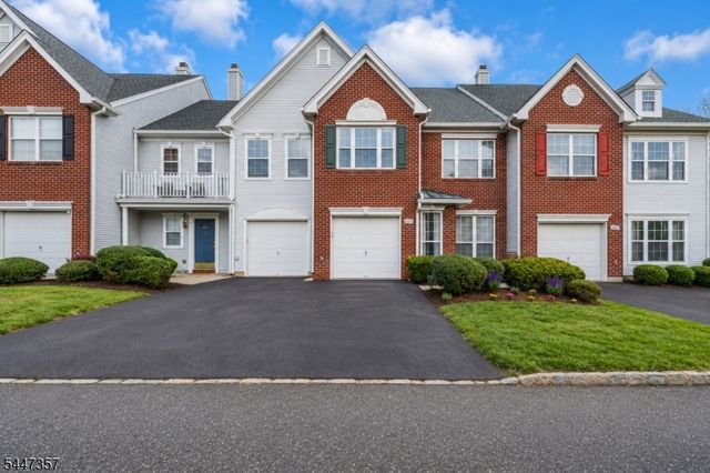 804 Well Sweep Rd 804, Readington Twp., NJ 08889