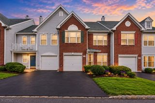 804 Well Sweep Rd 804, Readington Twp., NJ 08889