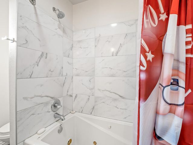 3279 W Rialto Avenue, Fresno, CA 93722