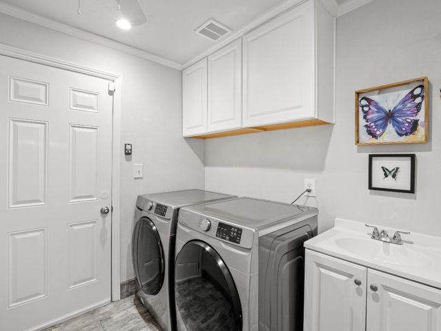 3279 W Rialto Avenue, Fresno, CA 93722