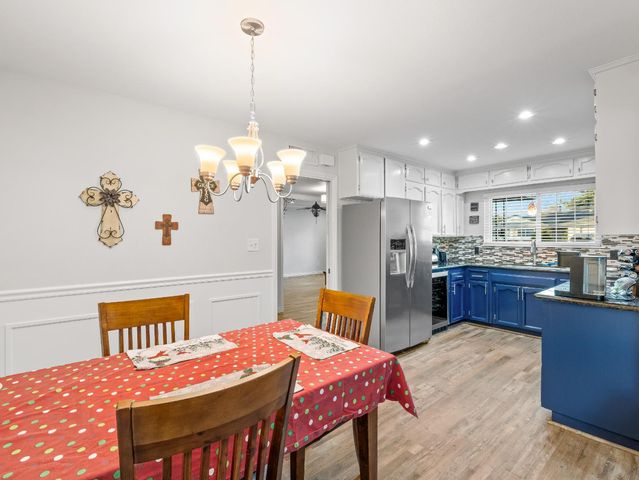 3279 W Rialto Avenue, Fresno, CA 93722