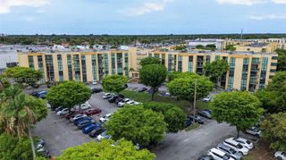 11790 SW 18th St 214-3, Miami, FL 33175