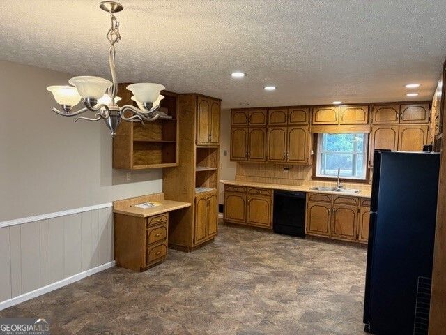 185 Redwood Circle, Fayetteville, GA 30214