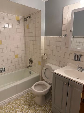 5743 S KENTON Avenue 1S, Chicago, IL 60629