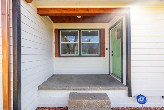 1645 N College Avenue, Tulsa, OK 74110