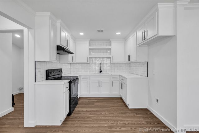 1645 N College Avenue, Tulsa, OK 74110