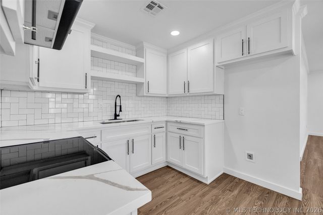 1645 N College Avenue, Tulsa, OK 74110