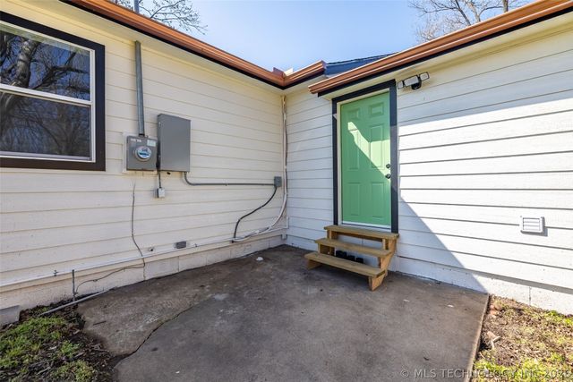 1645 N College Avenue, Tulsa, OK 74110