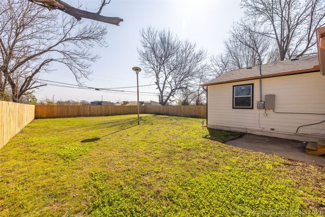 1645 N College Avenue, Tulsa, OK 74110