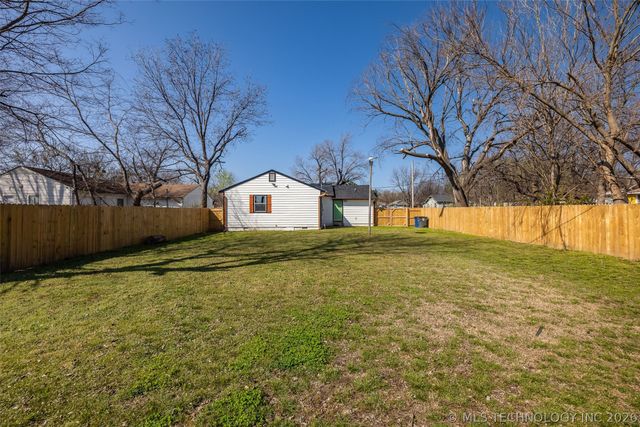 1645 N College Avenue, Tulsa, OK 74110