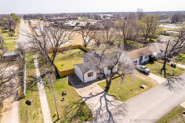 1645 N College Avenue, Tulsa, OK 74110