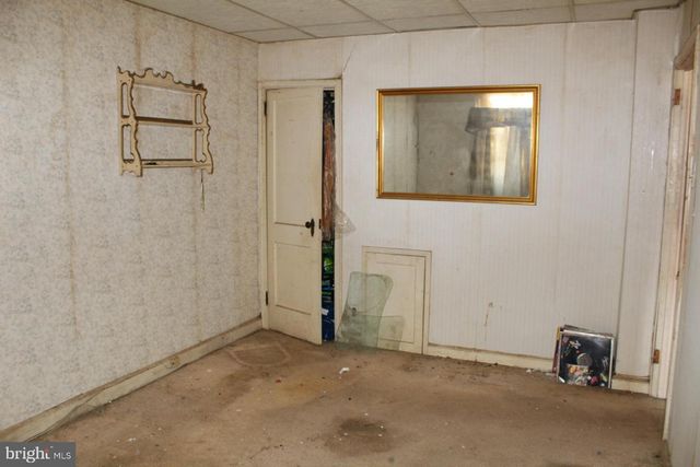 1642 E TULPEHOCKEN ST, Philadelphia, PA 19138