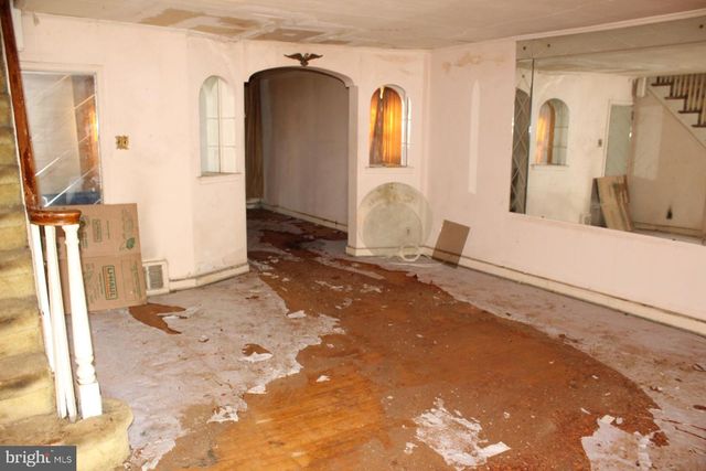 1642 E TULPEHOCKEN ST, Philadelphia, PA 19138