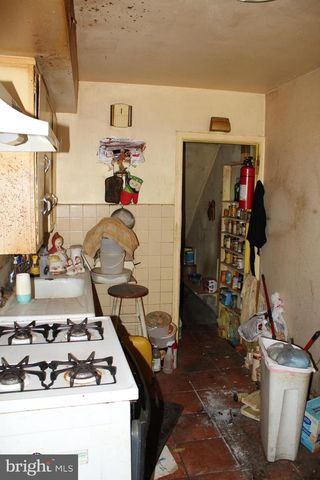 1642 E TULPEHOCKEN ST, Philadelphia, PA 19138