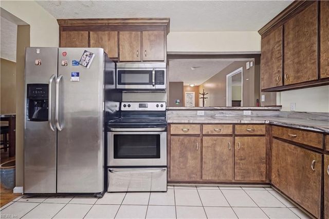 618 Smith ST, Hampton, VA 23661