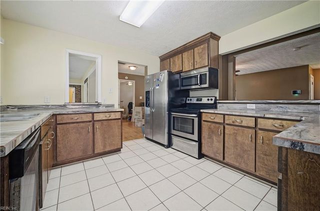 618 Smith ST, Hampton, VA 23661