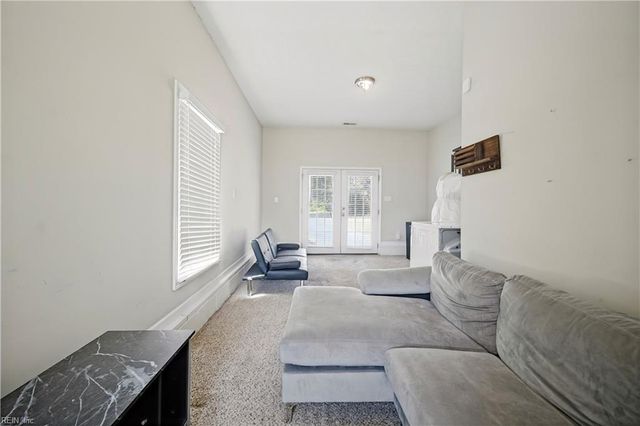 618 Smith ST, Hampton, VA 23661