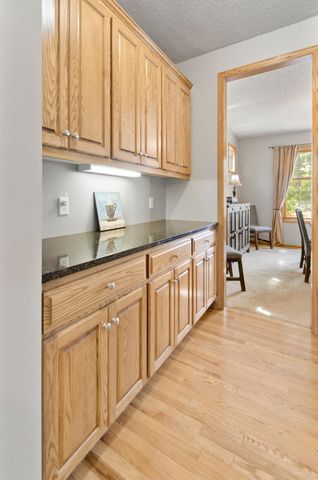 370 Liberty Heights Drive, Chaska, MN 55318