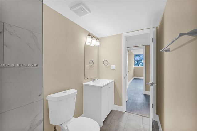 700 NW 214th St 321, Miami Gardens, FL 33169