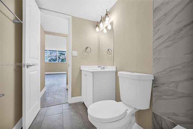 700 NW 214th St 321, Miami Gardens, FL 33169