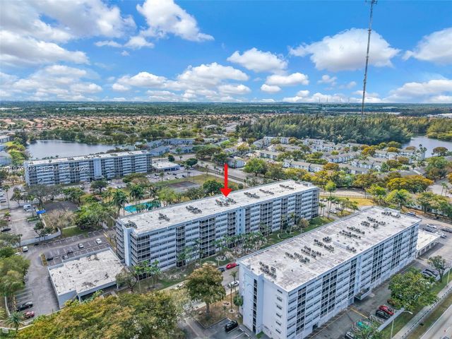 700 NW 214th St 321, Miami Gardens, FL 33169