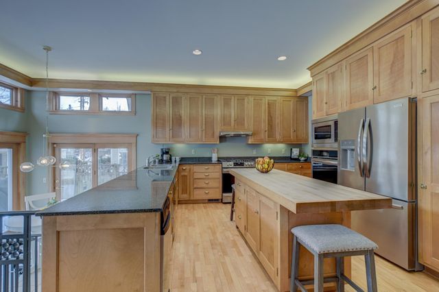 1783 Irving Avenue S, Minneapolis, MN 55403