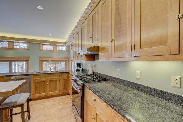 1783 Irving Avenue S, Minneapolis, MN 55403