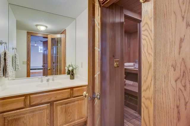 1783 Irving Avenue S, Minneapolis, MN 55403