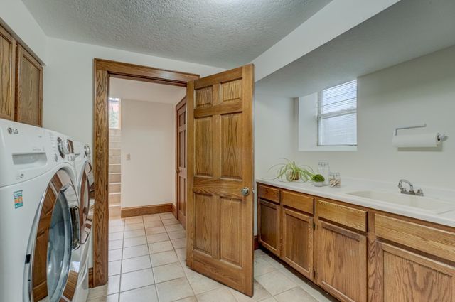 1783 Irving Avenue S, Minneapolis, MN 55403