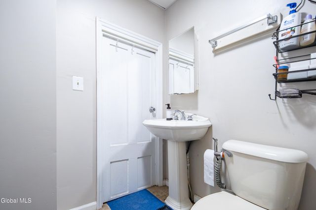 28 Grant Avenue, Albany, NY 12206