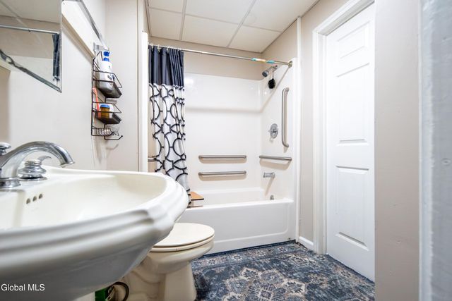 28 Grant Avenue, Albany, NY 12206