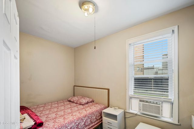 28 Grant Avenue, Albany, NY 12206
