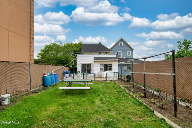 28 Grant Avenue, Albany, NY 12206